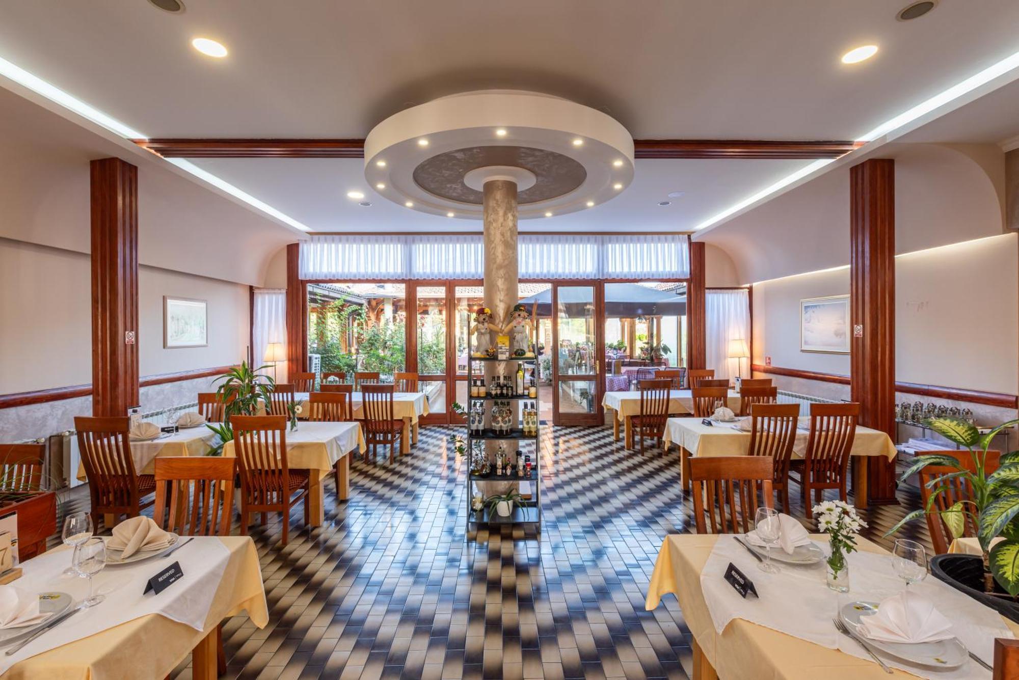 B&B Restoran Bosiljevo Extérieur photo