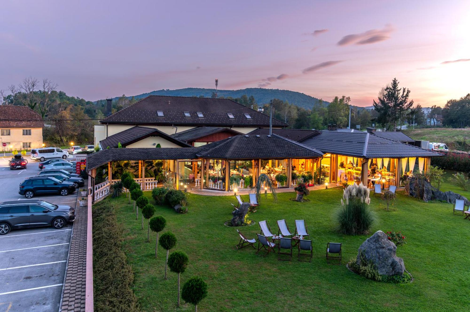 B&B Restoran Bosiljevo Extérieur photo