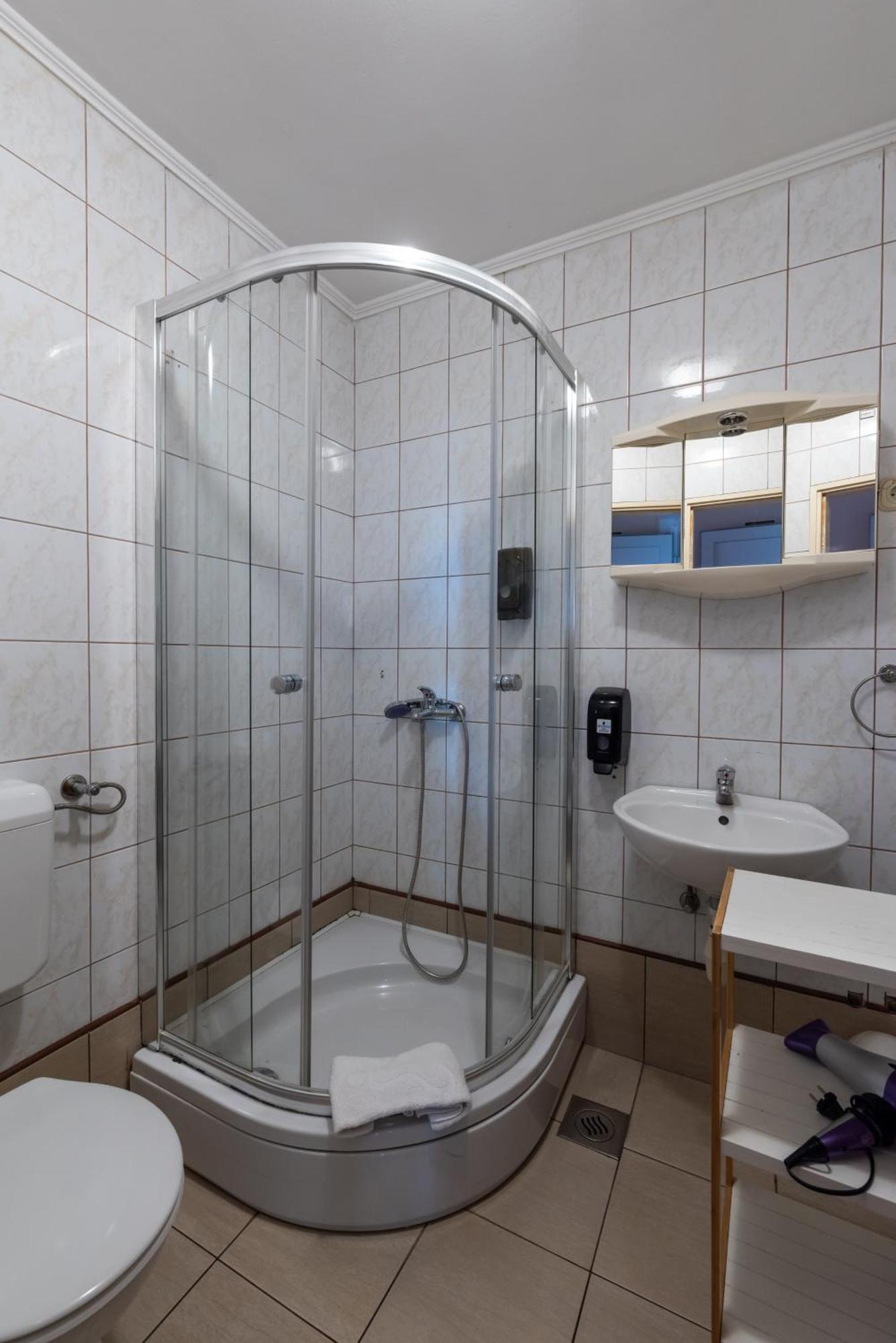 B&B Restoran Bosiljevo Extérieur photo